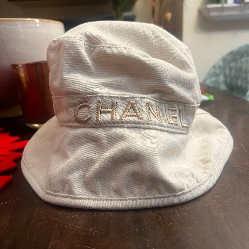 Chanel bucket hat.